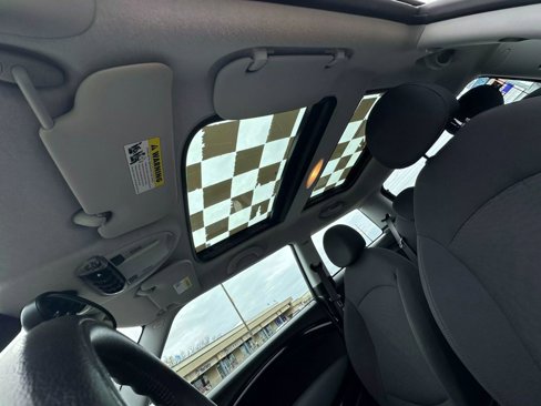 Used 2009 MINI Cooper Hardtop image 21