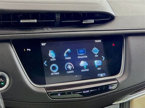 Used 2018 Cadillac XT5 Premium Luxury image 16