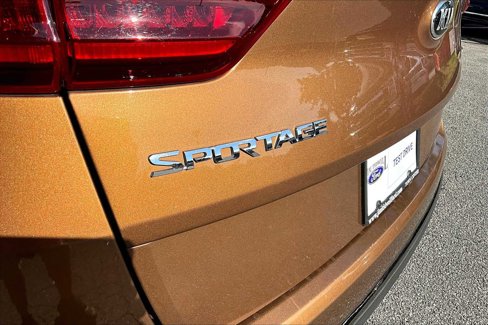 Used 2020 Kia Sportage SX image 30