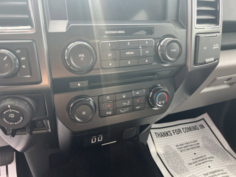 Used 2018 Ford F150 XLT w/ Equipment Group 302A Luxury image 8
