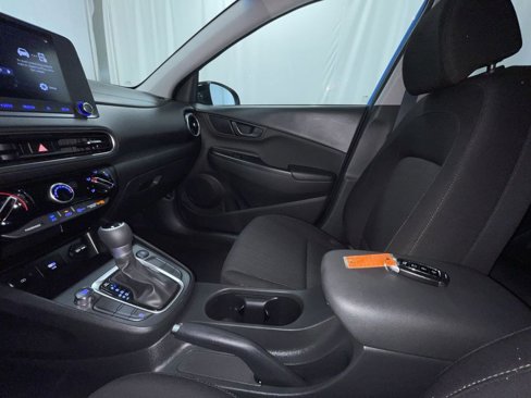 Used 2022 Hyundai Kona SEL w/ Cargo Package image 4