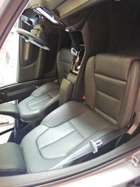 Used 2025 Volvo XC40 B5 Plus image 14