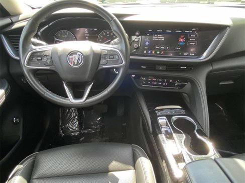 Used 2023 Buick Envision Essence image 9