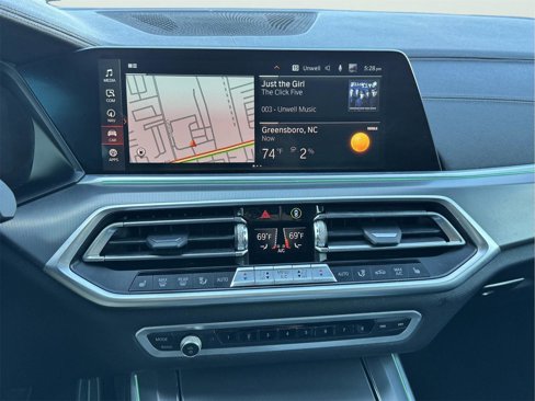 Used 2022 BMW X5 xDrive40i w/ M Sport Package image 45