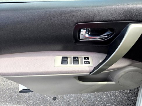 Used 2010 Nissan Rogue S w/ 360 Degree Value Pkg image 39