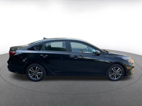 Used 2024 Kia Forte LXS image 16