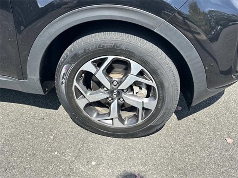 Used 2020 Kia Sportage LX image 7