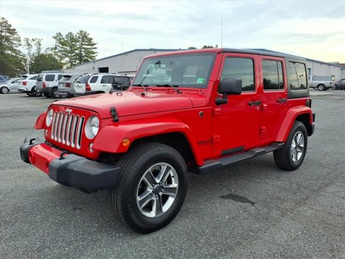 Used 2017 Jeep Wrangler Unlimited Sahara image 8