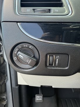 Used 2019 Dodge Grand Caravan SXT image 25