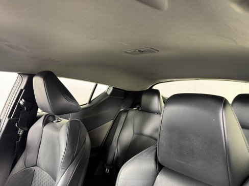 Used 2020 Toyota C-HR Limited image 19