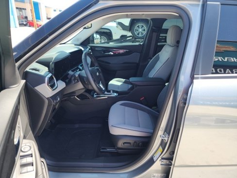 Used 2025 Chevrolet TrailBlazer LT w/ Convenience Package image 19