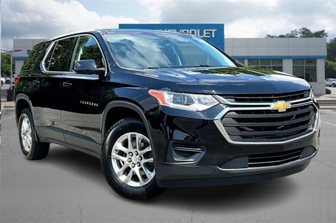Used 2020 Chevrolet Traverse LS image 3