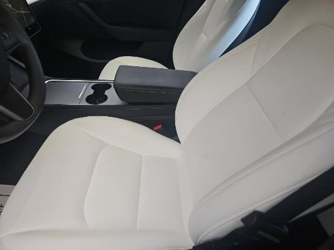 Used 2025 Tesla Model Y Long Range image 2