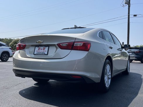 Used 2016 Chevrolet Malibu LT image 19