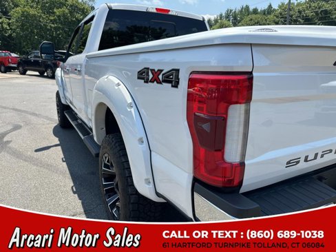 Used 2017 Ford F250 Lariat w/ Lariat Ultimate Package image 12