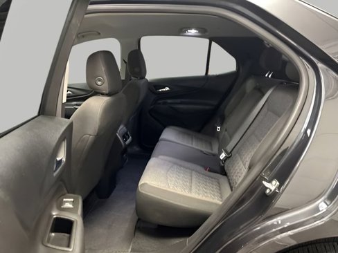 Used 2022 Chevrolet Equinox LT image 19