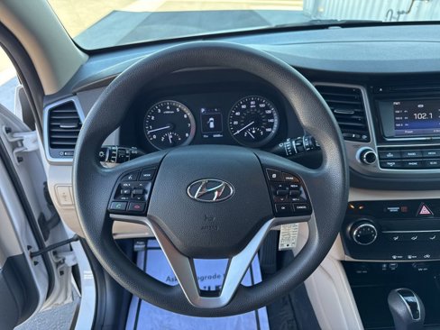 Used 2017 Hyundai Tucson SE image 17