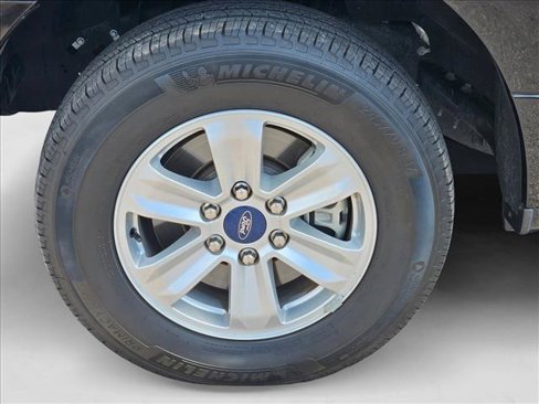 Used 2018 Ford F150 XLT w/ Trailer Tow Package image 22