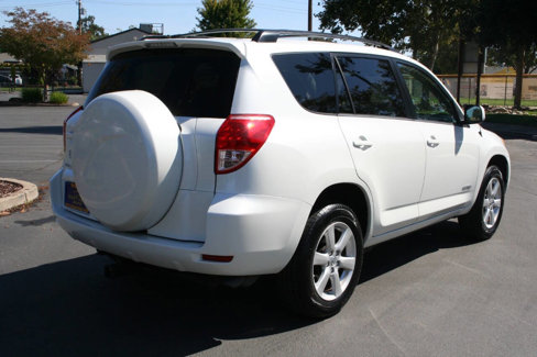 Used 2008 Toyota RAV4 Limited image 5