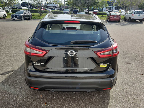 Used 2021 Nissan Rogue Sport SL w/ Premium Package image 5