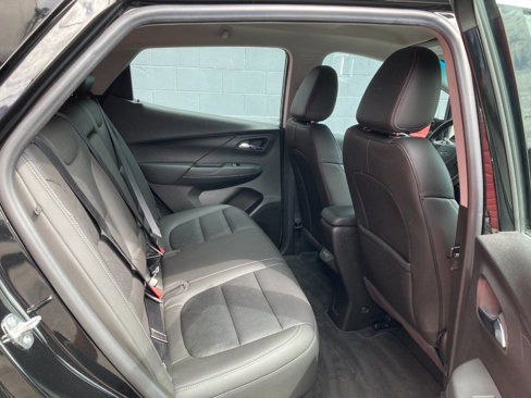 Used 2022 Chevrolet Bolt LT w/ Infotainment Package image 10