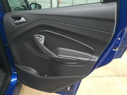 Used 2017 Ford Escape SE image 7