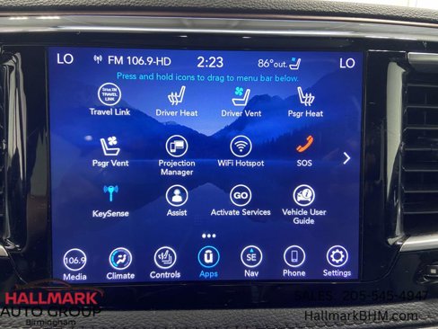 Used 2020 Chrysler Pacifica Limited image 16