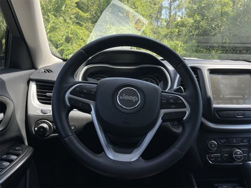 Used 2014 Jeep Cherokee Latitude w/ Comfort/Convenience Group image 14