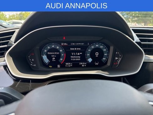 Used 2025 Audi Q3 2.0T Premium image 12