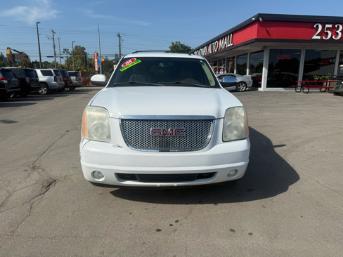 Used 2008 GMC Yukon SLT w/ SLT Preferred Equipment Group image 8