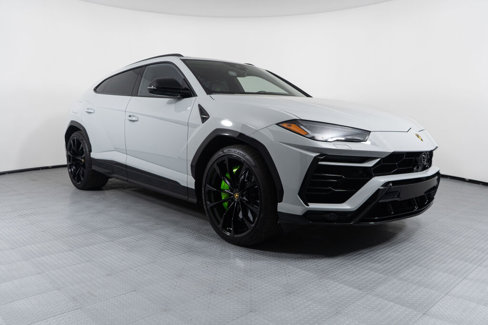 Used 2022 Lamborghini Urus image 3