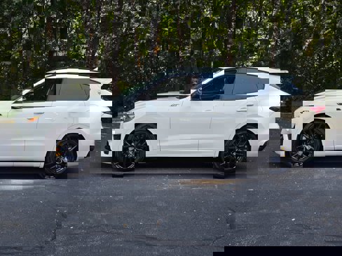 Used 2022 Maserati Levante GT image 3