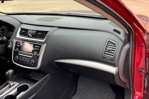 Used 2016 Nissan Altima 2.5 SR image 17