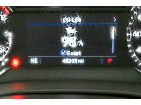 Used 2022 Cadillac XT5 Premium Luxury image 38