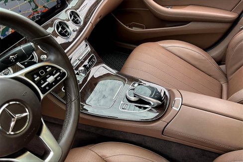 Certified 2020 Mercedes-Benz E 350 4MATIC Sedan image 12