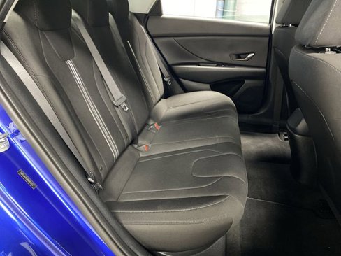 Used 2022 Hyundai Elantra SEL w/ Cargo Package image 29