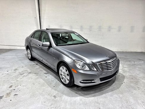Used 2012 Mercedes-Benz E 350 Sedan image 3