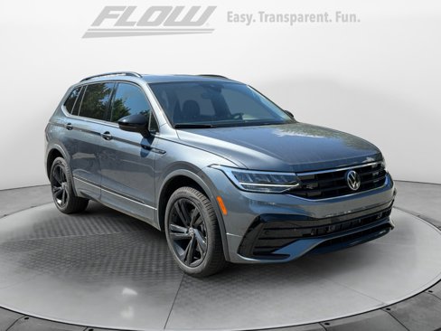 Used 2024 Volkswagen Tiguan SE R-Line image 1