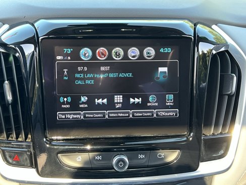 Used 2019 Chevrolet Traverse LT w/ LT Premium Package image 16