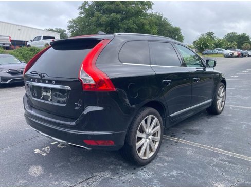 Used 2017 Volvo XC60 T6 Inscription w/ Advanced Package image 5