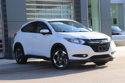 Used 2018 Honda HR-V EX image 2