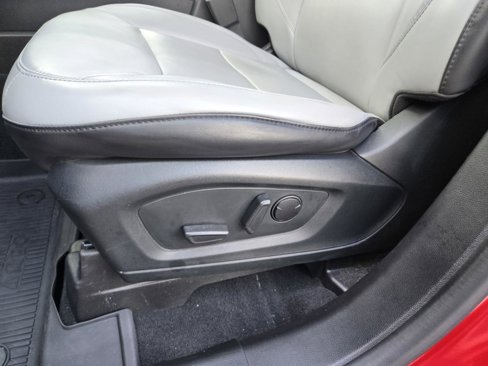 Used 2021 Ford Explorer XLT w/ Equipment Group 202A image 26