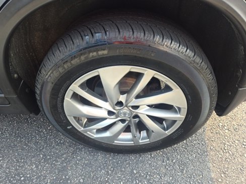 Used 2014 Nissan Rogue SL image 7