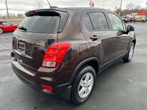 Used 2021 Chevrolet Trax LS w/ Tint and Cruise Package image 5