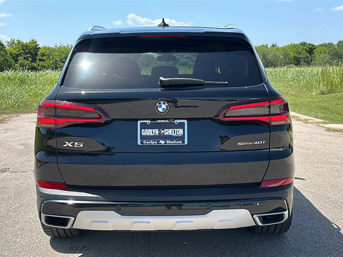 Used 2022 BMW X5 sDrive40i w/ Executive Package image 6