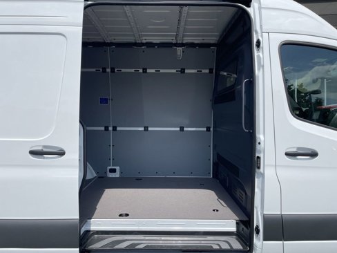 New 2024 Mercedes-Benz Sprinter 2500 image 10