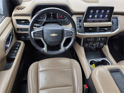 Used 2021 Chevrolet Suburban Premier w/ Premium Package image 9