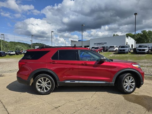 Used 2020 Ford Explorer XLT w/ Equipment Group 202A image 13