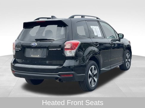 Used 2018 Subaru Forester 2.5i Premium w/ All-Weather Package image 4