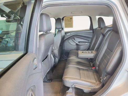 Used 2015 Ford Escape SE w/ Equipment Group 201A image 24
